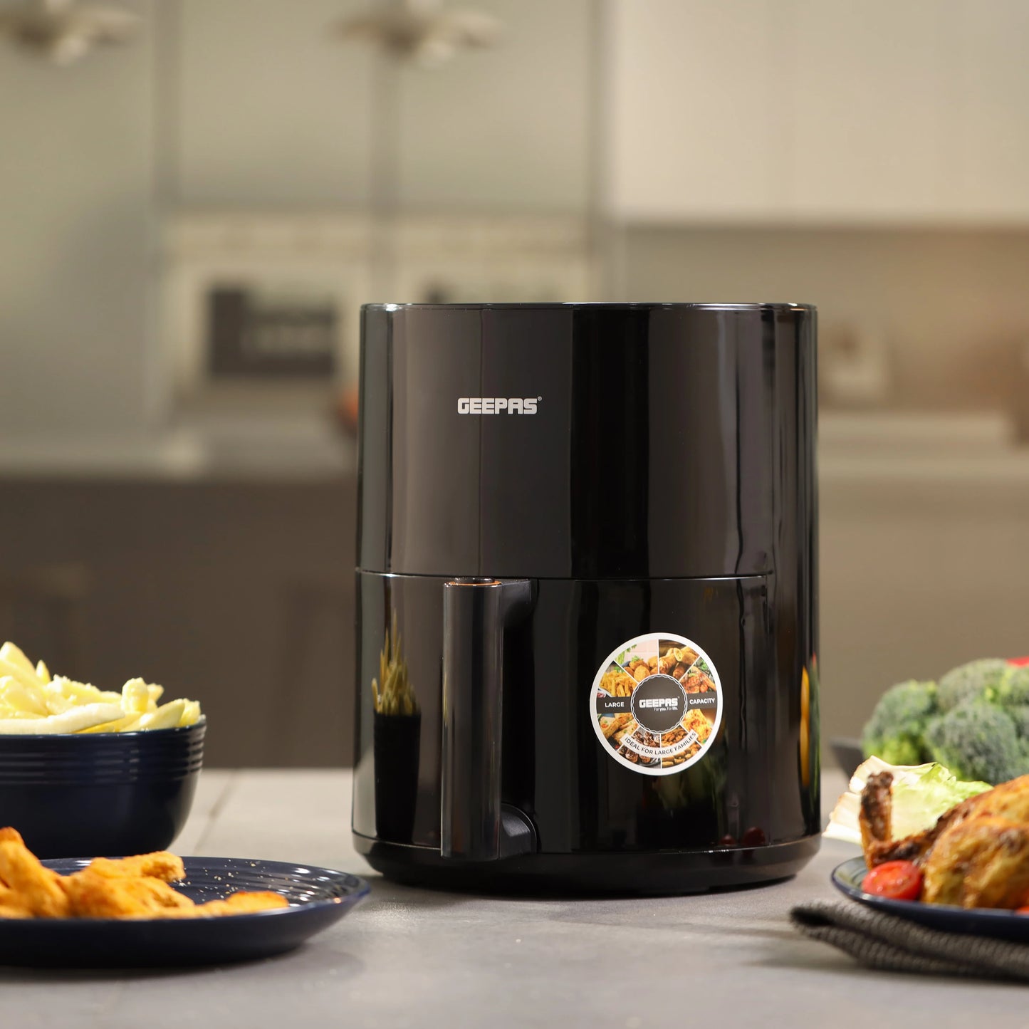 Geepas 4L Digital Airfryer - GAF37501T