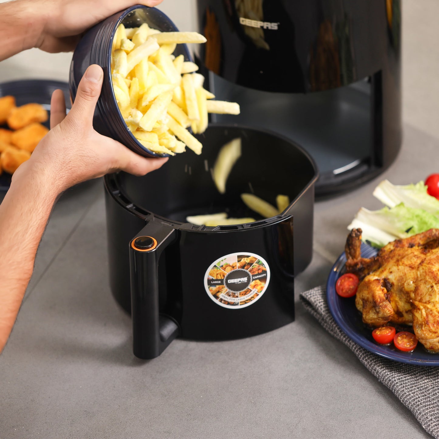 Geepas 4L Digital Airfryer - GAF37501T