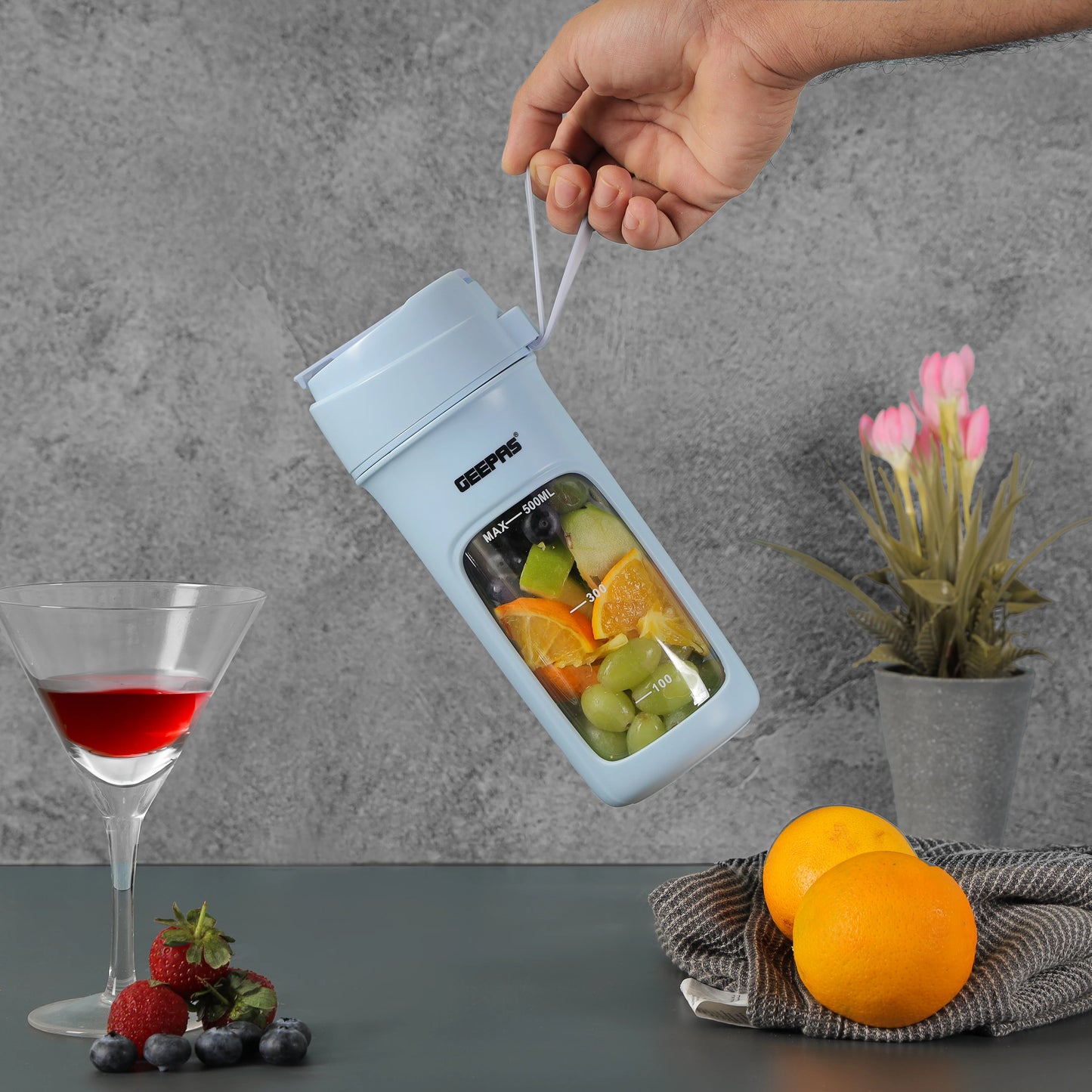 Geepas Rechargeable Portable Blender - GSB44073