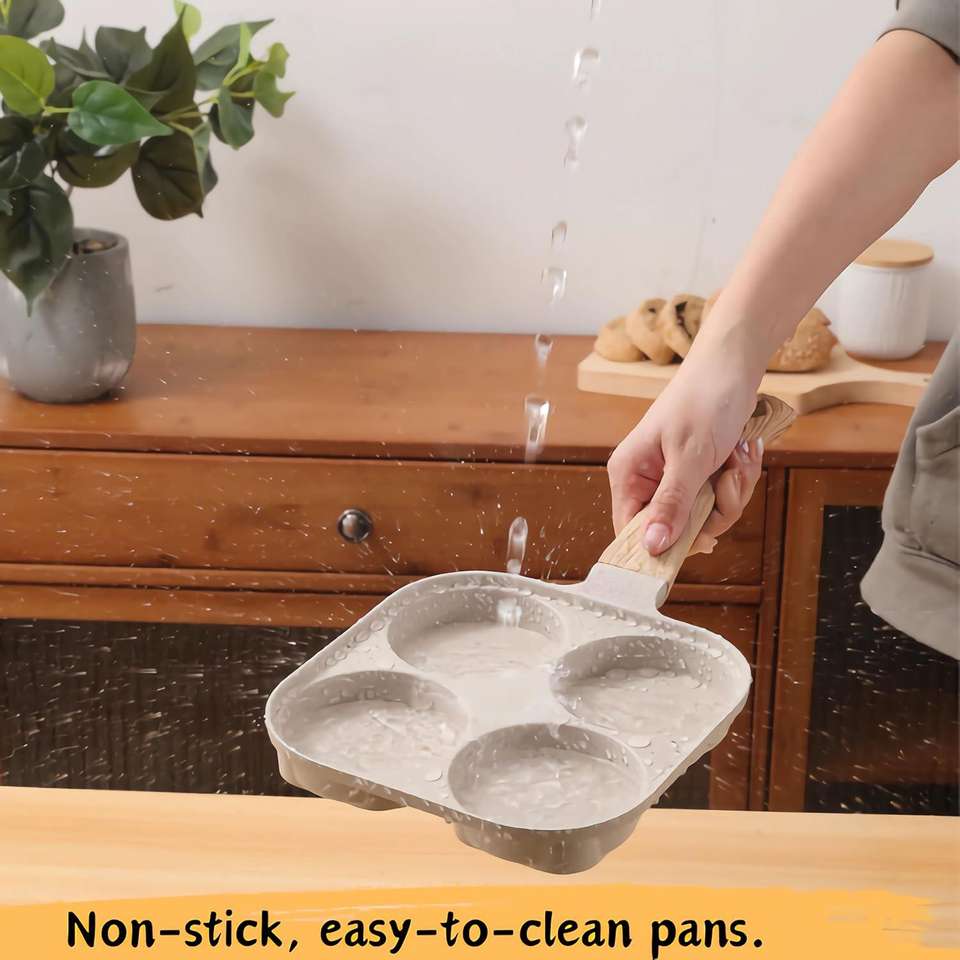 Dessini Egg Pan 4 Holes Beige